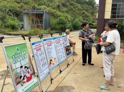 江西省彭澤縣開展2025年世界母乳喂養(yǎng)周主題宣傳活動(dòng)，提供專業(yè)營養(yǎng)健康咨詢服務(wù)
